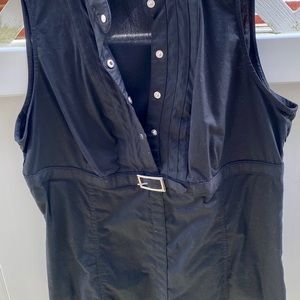 Sleeveless Express Blouse